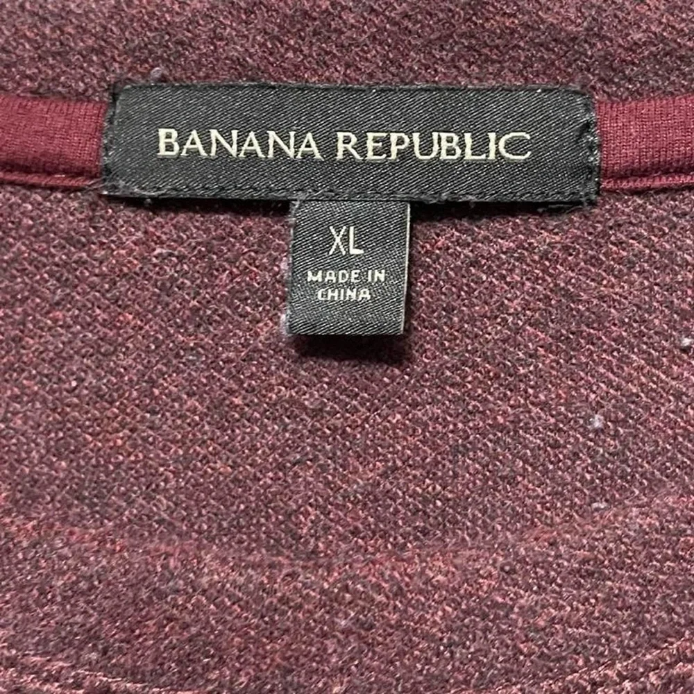 blank burgundy Banana Republic long sleeve crewneck casual sweater sweatshirt